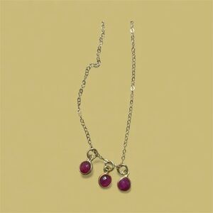 Elegant Gold Necklace with Ruby Accents